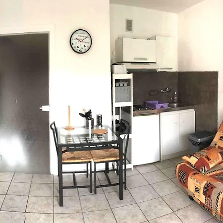 Pleumeur Apartment *